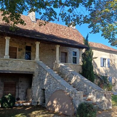 Maison 7 pièces 821600 €