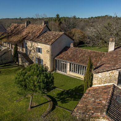 Maison 7 pièces 821600 €