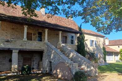 Maison 7 pièces 821600 €