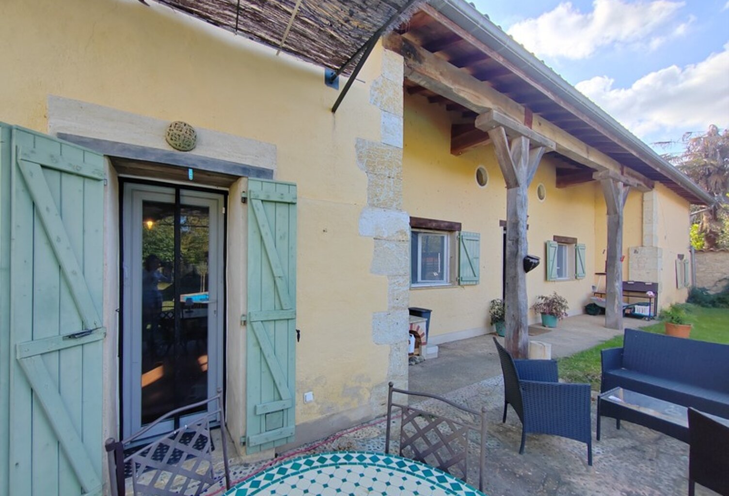 Maison individuelle en Pierre située à Le Brouilh-Monbert — photo 1