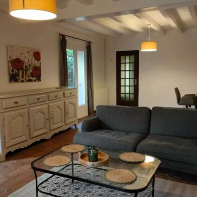 Maison 5 pièces 1900 €