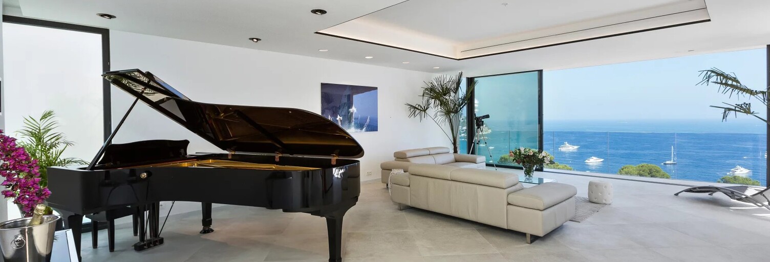 Maison 6 Pièces 350 m² à louer à Èze (06360)