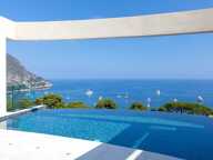 EZE 'Bord de mer' Luxueuse  villa 350m² | 5 Chambres | Piscine — photo 2