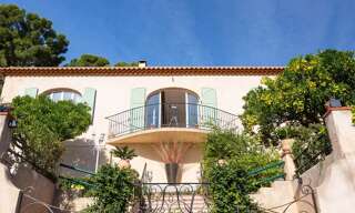 Maison 5 Pièces 230 m² à louer à Èze (06360)