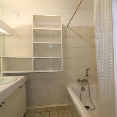 Appartement 2 pièces 890 €