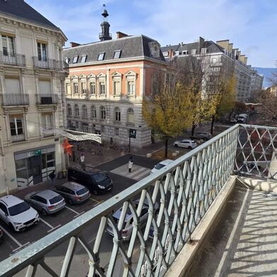 Appartement 3 pièces 294000 €