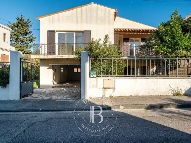 VENTE - MARSEILLE - 13008 - POINTE ROUGE - MAISON - GARAGE - JAR — photo 1