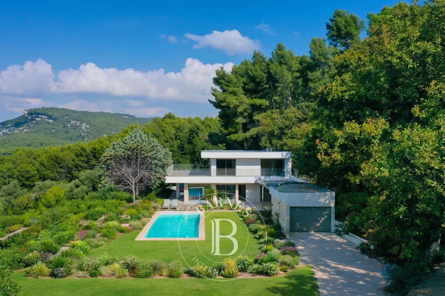 Villa / Maison  T6 à vendre Cassis 13260