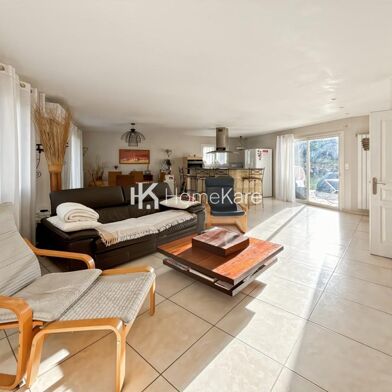 Maison 5 pièces 320000 €