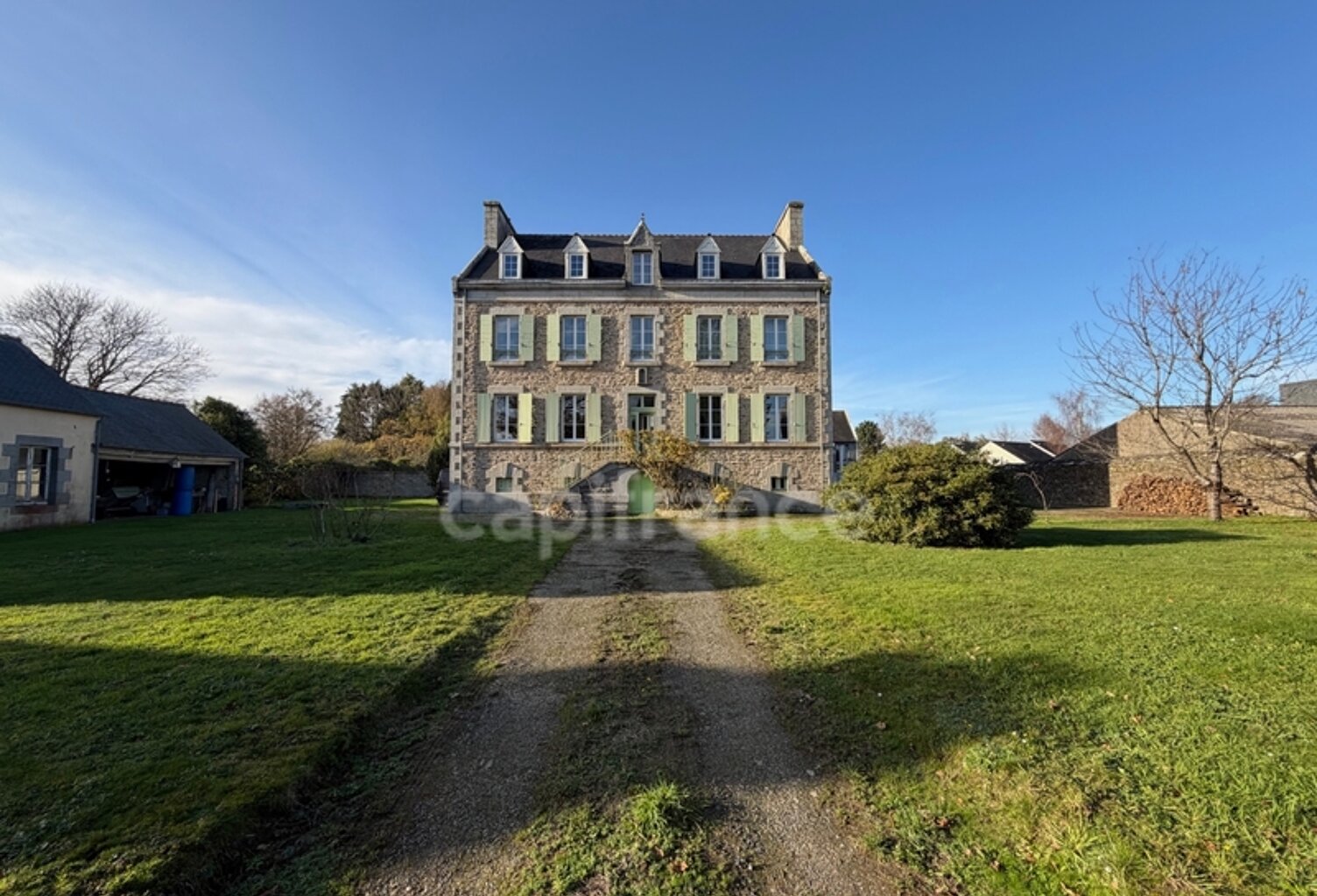 Magnifique propriété à vendre 13 pièces MAEL CARHAIX (22) — photo 1