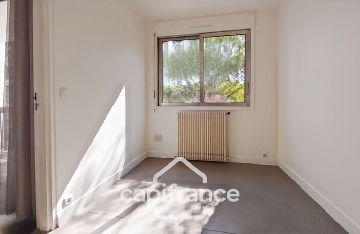 A 10 mn Centre-Ville-Proche bords de Marne- A vendre appartement 4 pièces-2 chambres-traversant- Sans vis à vis — photo 5