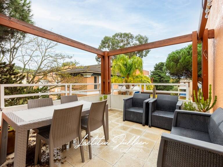 DEPT VAR - LE LAVANDOU Cavalière – Studio 26m² 4 couchages avec terrasse de 11m² plein Sud au calme, parking et plage à pied — photo 1