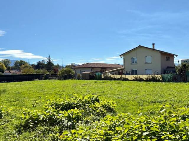 Dpt Haute Garonne (31), à vendre à SAINT GAUDENS, Terrain à batir de 970m2, Vue Pyrénées — photo du bien