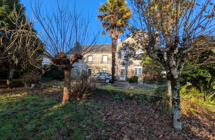 BUBRY MAISON BOURGEOISE DE 4 PIÈCES 150m² ENVIRON PARCELLE DE 1579m² ABRI DE JARDIN — photo 2