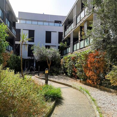 Appartement 3 pièces 1050 €