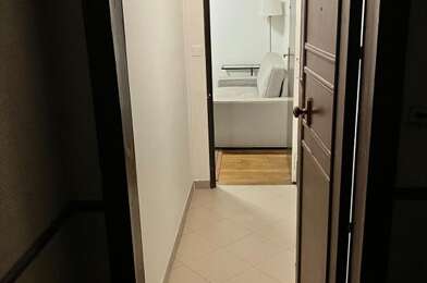 Appartement 1 pièces 700 €