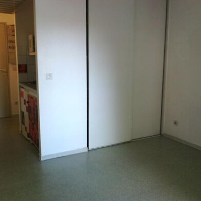 Appartement 1 pièces 410 €