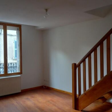 Appartement 2 pièces 700 €