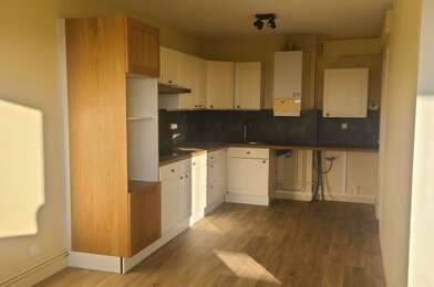 Appartement 4 pièces 690 €