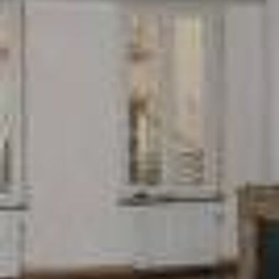 Appartement 4 pièces 830 €