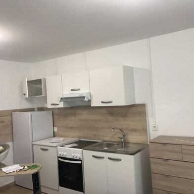 Appartement 1 pièces 470 €