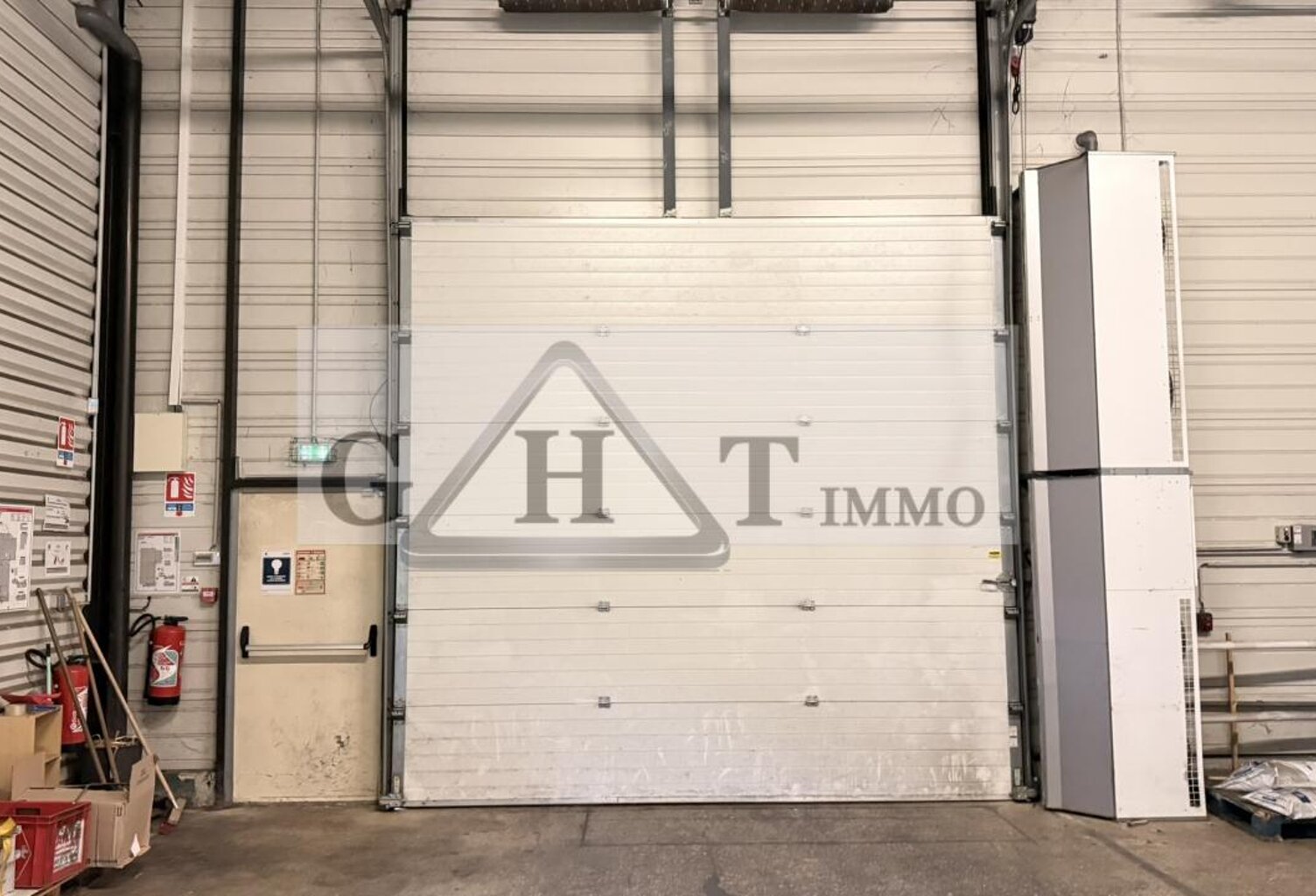 LOCAUX D’ACTIVITÉS / STOCKAGE DE 819 M² À 5 519 M² – MEAUX — photo 1