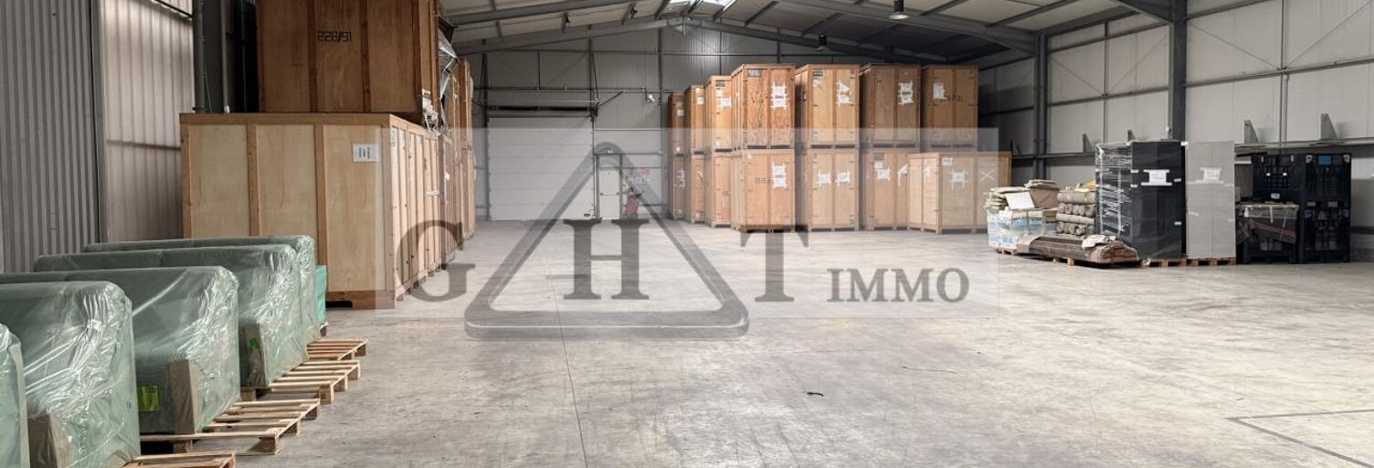Local industriel  819 m² à louer à Meaux (77100)