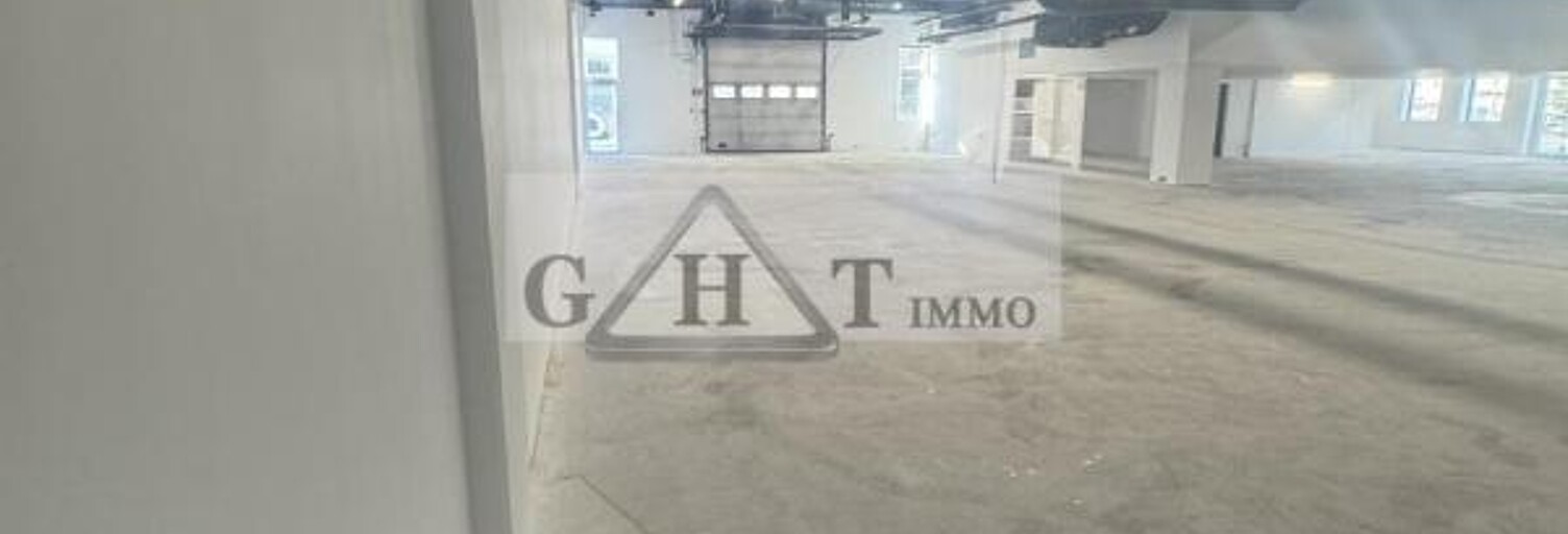 Local industriel  494 m² à louer à Ivry-sur-Seine (94200)