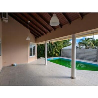 Maison 5 pièces 2150 €