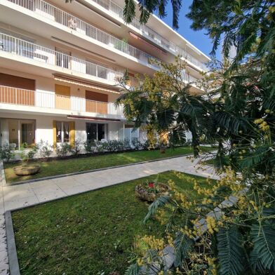 Appartement 2 pièces 295000 €