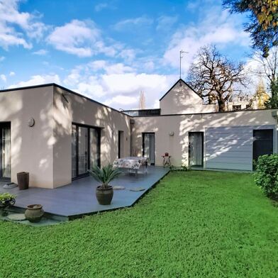 Maison 4 pièces 546000 €