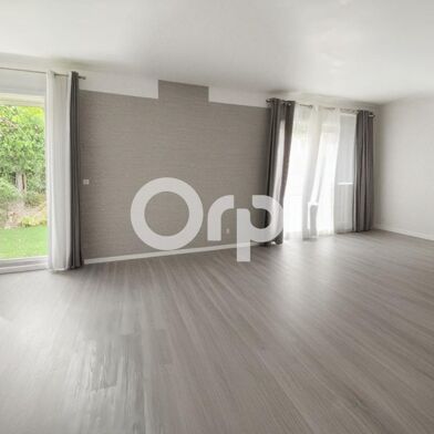 Maison 5 pièces 220500 €