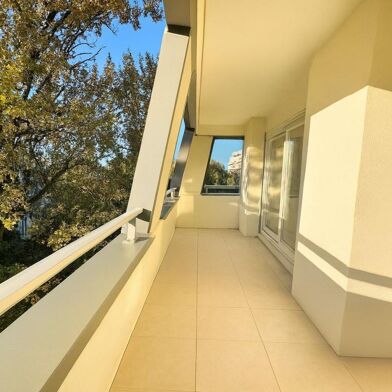 Appartement 3 pièces 269025 €