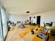 Appartement À Vendre T3 76m2+ Balcon+ Une place de parking privative en sous sol TOULON — photo 2