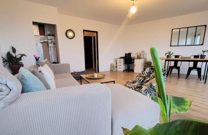 Appartement À Vendre T3 76m2+ Balcon+ Une place de parking privative en sous sol TOULON — photo 3