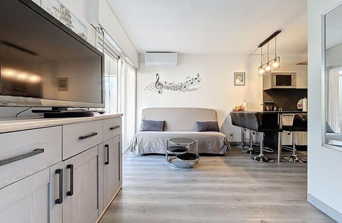Appartement À Vendre — photo 2
