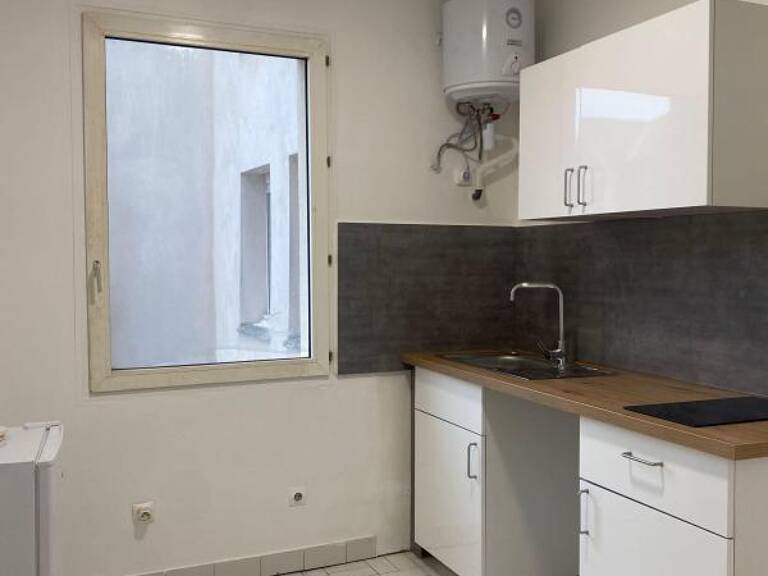 SAINTE-ANNE - APPARTEMENT - 1 PIECE — photo 1