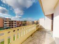 BLAGNAC - T4/5 A VENDRE AVEC ASCENSEUR, BALCON GARAGE ET CAVE — photo 2
