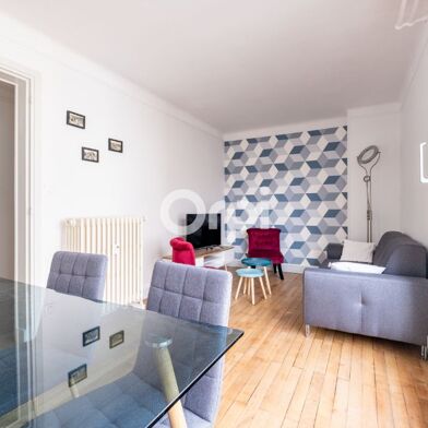 Appartement 3 pièces 750 €