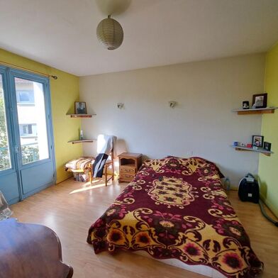 Appartement 3 pièces 73500 €