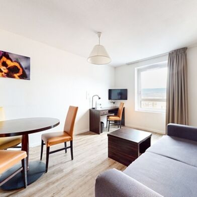 Appartement 2 pièces 87095 €