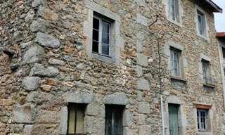 Maison 7 Pièces 160 m² à vendre à Celles-sur-Durolle (63250)