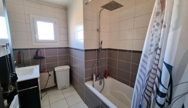 Villa / Maison 4 pièces  à vendre Décines-Charpieu 69150