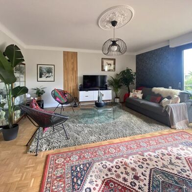 Appartement 4 pièces 436758 €