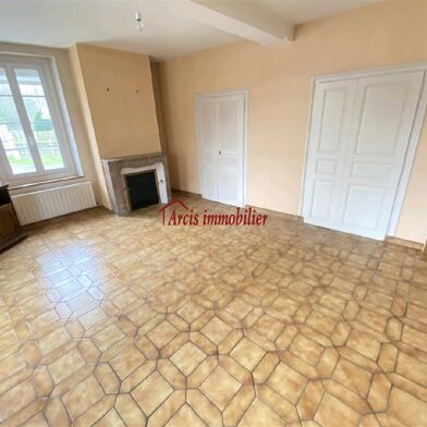 Maison 7 pièces 107000 €