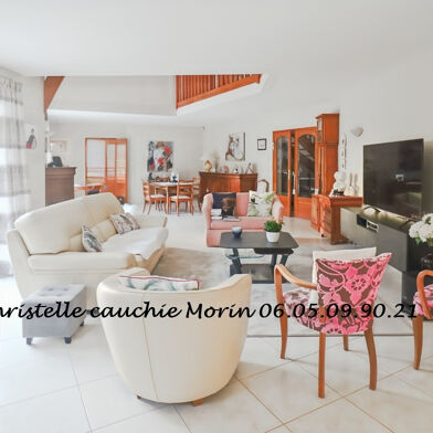 Maison 7 pièces 747500 €