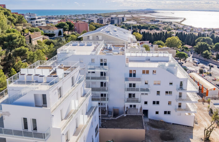 T2 lumineux de plus de 40 m² avec terrasse offrant une vue dégagée sur le bassin de Thau — photo 4