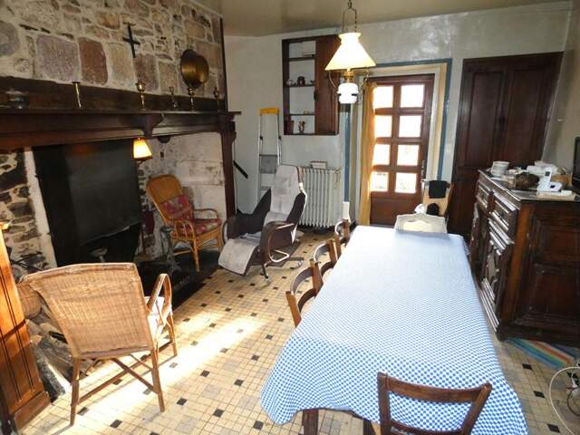 Maison 122 m2 habitables / 2 granges / étable / terrain 3316m² — photo du bien