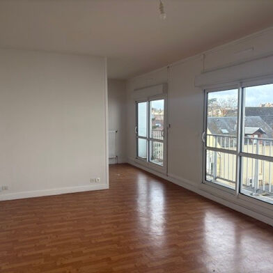 Appartement 4 pièces 612 €
