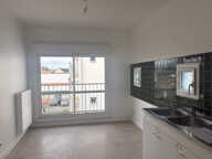 Leasing Appartement 4  pièces 80 m² La Châtre — photo 4